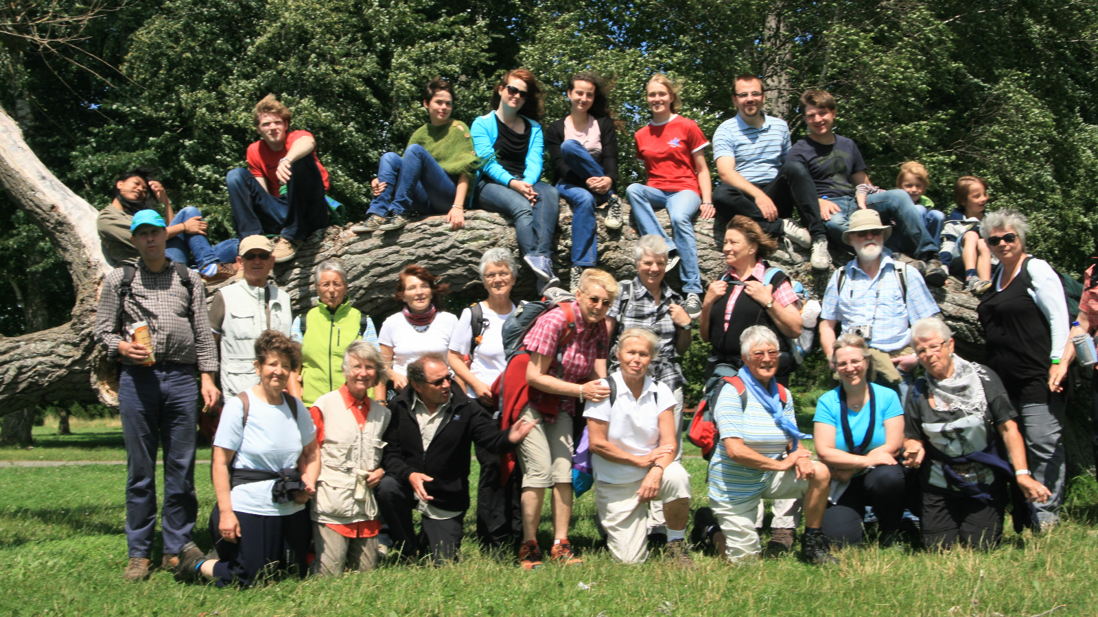 Naturfreundegruppe bei Wanderung